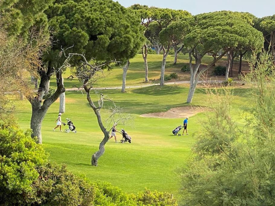 Sunny Villa With Golf Front View Vilamoura Ngoại thất bức ảnh