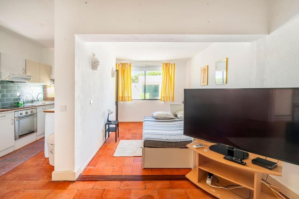 Sunny Villa With Golf Front View Vilamoura Ngoại thất bức ảnh